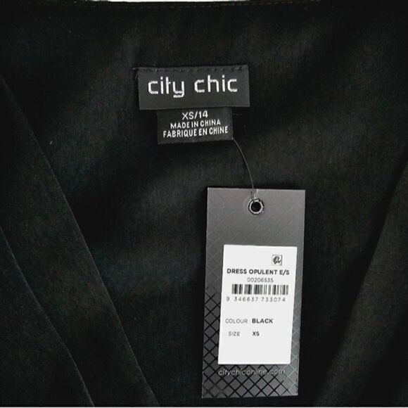 New! City Chic Opulent Faux Wrap Elbow Sleeve Black Midi Dress - Picture 10 of 15